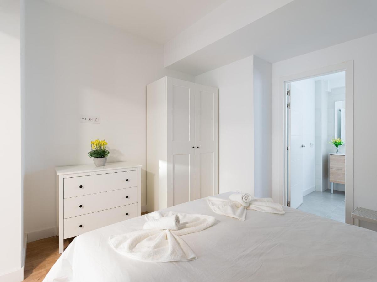 Loft - Side Sea Views - Aircon & Wifi Apartment Las Palmas de Gran Canaria Luaran gambar